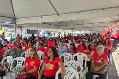 Professores da rede pública de Sergipe iniciam greve por tempo indeterminado