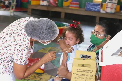 Prefeitura iniciará vacinação de crianças e professores nas escolas da rede municipal