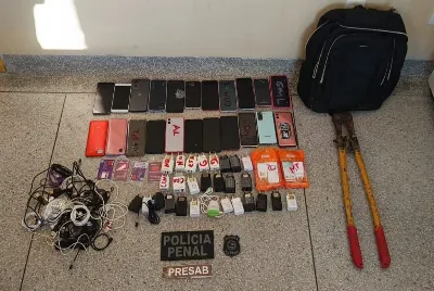 Polícia Penal apreende celulares e componentes eletrônicos arremessados no Presídio Semiaberto de Areia Branca