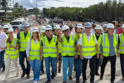 Governador vistoria viaduto do Complexo Viário Senadora Maria do Carmo Alves e confirma entrega em 27 de maio