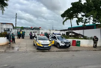 Mais de 100 ônibus são impedidos de circular em Aracaju durante substituição de empresa