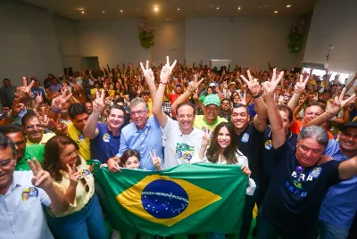 Federação União Progressista em Sergipe oficializa apoio a Flávio Bolsonaro