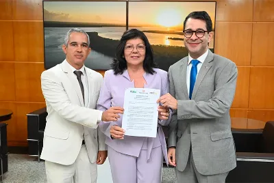 TCE, MPE e MPC assinam nota técnica sobre gastos com festas em Sergipe