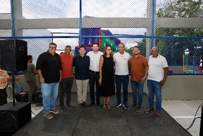 Vereadores de São Cristóvão acompanham inauguração da quadra da EMEF Lourival Batista