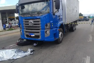 Motociclista morre atropelado por caminhão na SE-170, em São Domingos