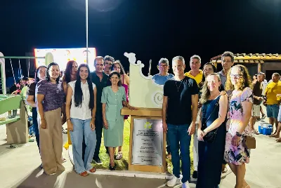 Juca inaugura obras na Camaratuba