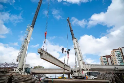 Construção do Complexo Viário Senadora Maria do Carmo avança e população destaca impacto positivo da obra