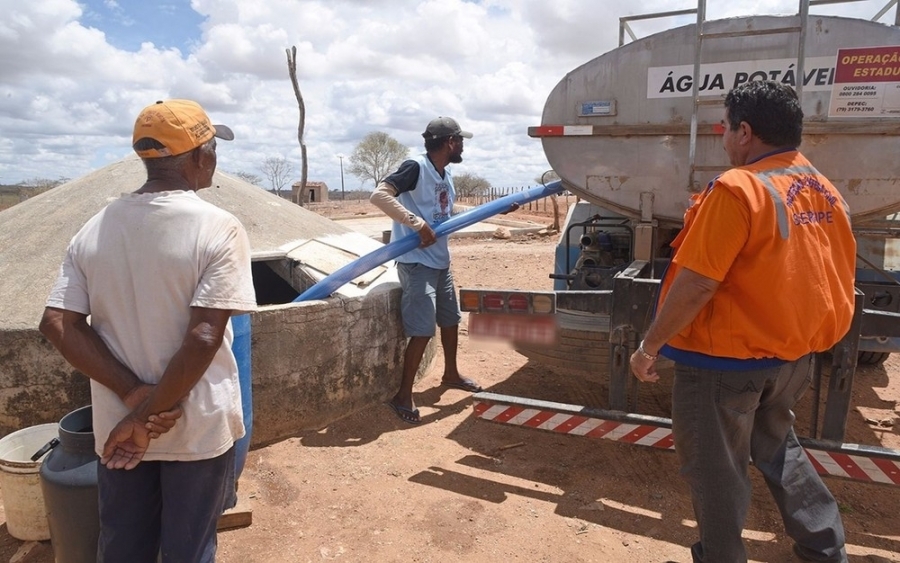 Operação carro-pipa é retomada em Sergipe