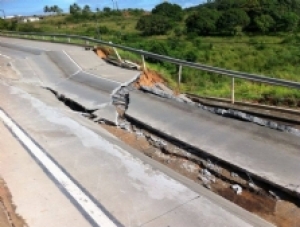 Dnit espera concluir laudo de queda da pista em Agosto