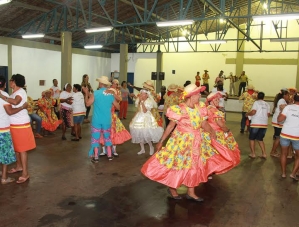 Prefeitura promove intercâmbio entre idosos de Laranjeiras e Salgado