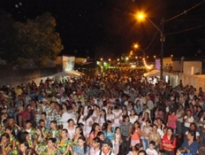 Colégio Estadual promove uma viagem cultural em sua festa junina