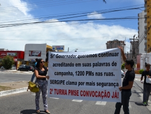 Concursados da PM fazem novo protesto