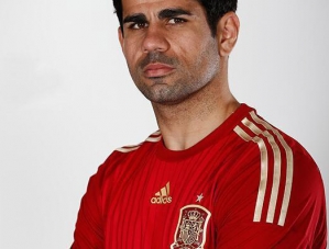 Diego Costa é destaque de jogo entre Holanda e Espanha no Grupo B