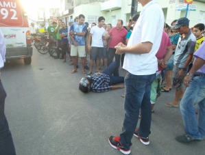 Vereador João Cândido fica ferido em acidente de moto no Centro de Itabaiana