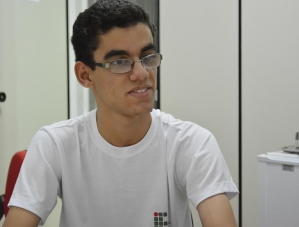 Estudante sergipano tem projeto selecionado para o Parlamento jovem 2015