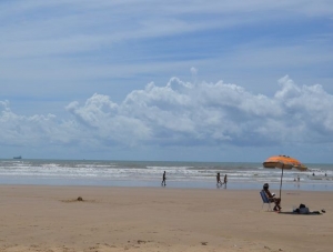 Estudo aponta 12 praias impróprias para o banho em Sergipe