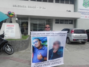 Família de jovem morto na Deplan faz novo ato no DHPP