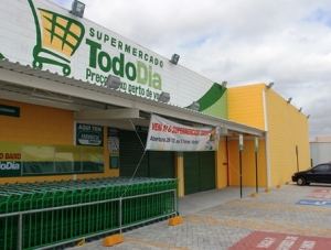 Supermercado sofre tentativa de assalto no 18 do Forte