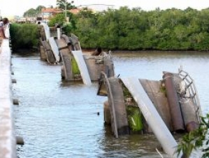 Queda de adutora: Ponte não passava por manutenção há 20 anos, diz CREA