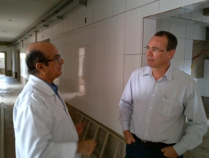 José Sobral e equipe SES/FHS visitam Hospital Santa Isabel