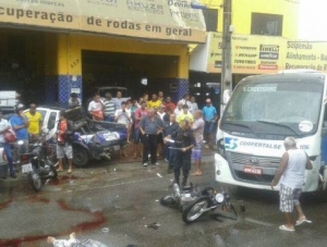 Motociclista morre em acidente na avenida Coelho e Campos