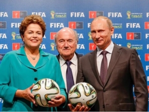 Copa no Brasil foi um sucesso, diz Blatter ao passar sede à Russia