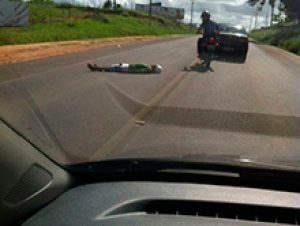 Tentativa de suicídio assusta motoristas em rodovia de Lagarto