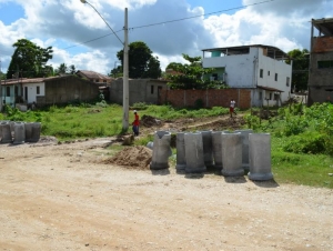 Prefeitura de Socorro inicia colocação de 50 manilhas no Porto Grande