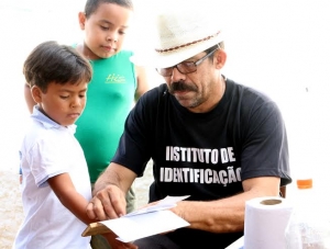 Caravana da Cidadania leva benefícios aos moradores de Salgado