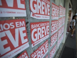 Bancários entram em greve em todo o país nesta terça-feira