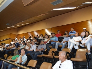 Servidores do Hospital Aquidabã pedem apoio a deputados