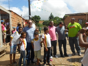 PREFEITURA DE ESTÂNCIA REALIZA MUTIRÃO DE LIMPEZA EM CAMPANHA DE CONSCIENTIZAÇÃO DAS COMUNIDADES