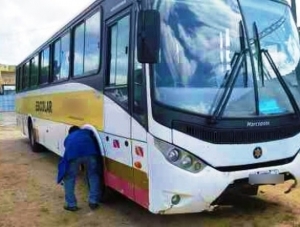 Detran/SE realiza mutirão de vistoria de transporte escolar em Boquim