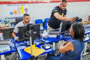 Foram disponibilizados diversos serviços, entre eles a emissão de documentos CPF, RG e ID Jovem (Foto: Ascom Secc/ Divulgação)