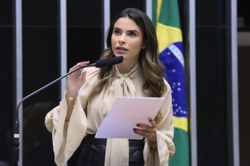 Segundo a deputada federal, Yandra Moura, sergipanidade é reconhecer a beleza e a força do povo sergipano (Foto: Ascom/ Divulgação)