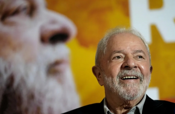 Lula vence o segundo turno e volta para o terceiro mandato de presidente