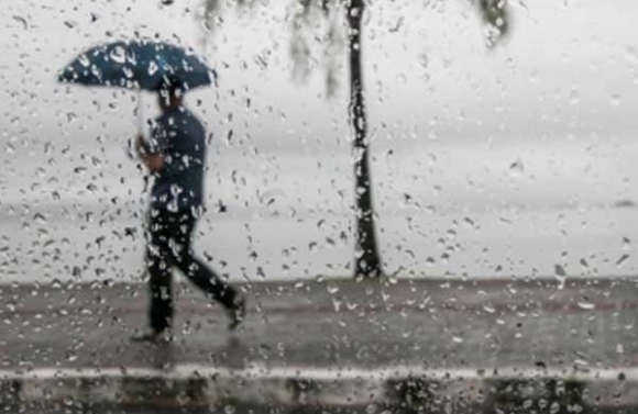 Meteorologia prevê fim de semana de chuva em Sergipe