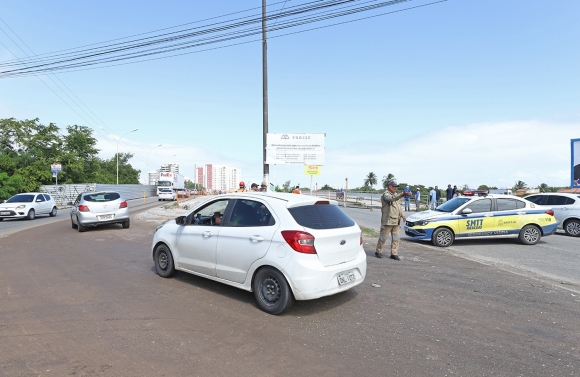 Defesa Civil interdita parcialmente ponte sobre o rio Poxim e garante estabilidade da estrutura