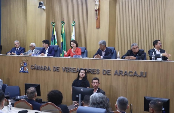 Com presença de líderes religiosos, Emília preside Sessão Especial sobre a “Reforma Protestante”