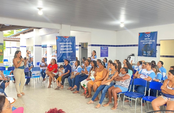 Presidente da Camara de Telha participa de encontro sobre o autismo