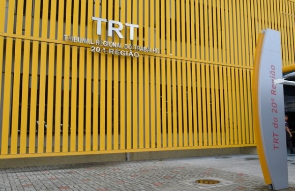 TRT-SE publica edital de concurso para Analista e Técnico Judiciário