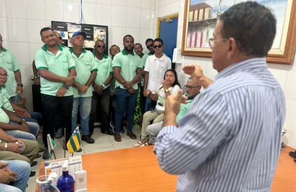 Prefeitura da Barra dos Coqueiros reconhece criação de nova cooperativa de táxi especial