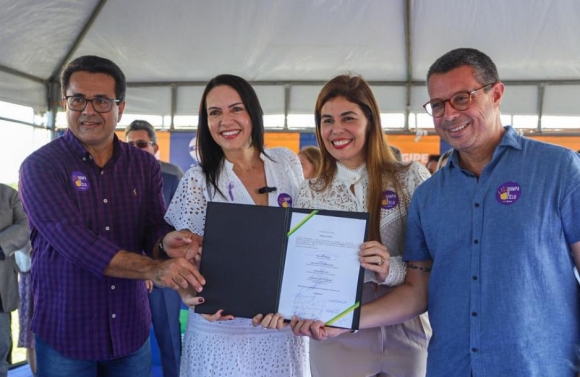 Fábio Mitidieri assina ordem de serviço para construção da Casa da Mulher Brasileira em Sergipe