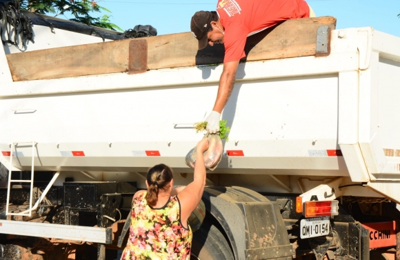 Prefeitura de Telha realiza entrega do peixe da Semana Santa