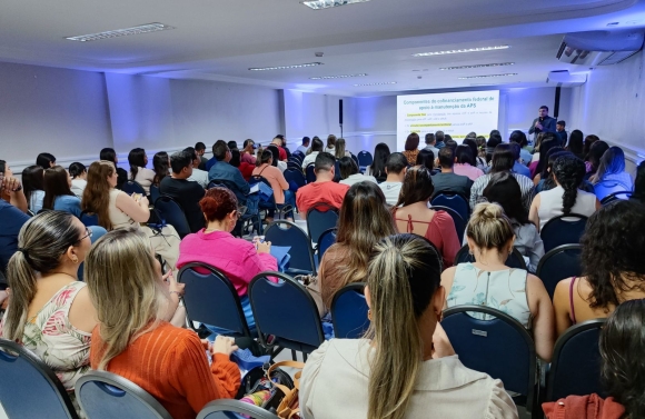 Evento promovido pela FAMES atualiza municípios sobre o novo financiamento da Atenção Primária à Saúde