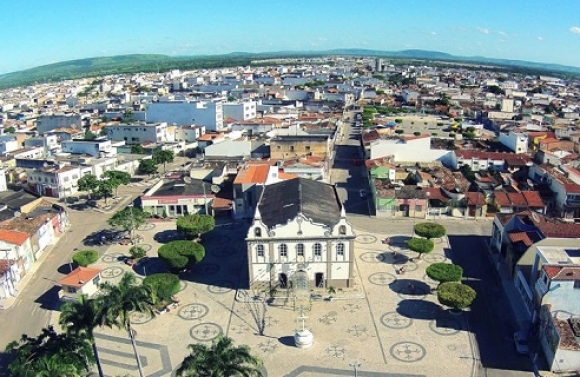 Presidência da Deso participa de reunião com prefeito de Tobias Barreto