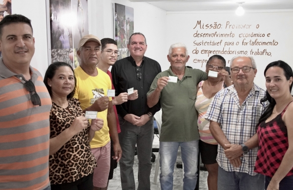 Prefeitura de São Cristóvão e Emdagro beneficiam agricultores, pecuaristas e produtores rurais com o Cadastro Nacional da Agricultura Familiar