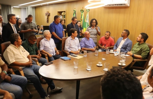 Regulamentação: Câmara Municipal de Aracaju recebe representantes de categorias do transporte e da SMTT