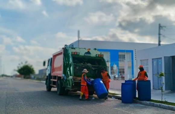 Prefeitura de Aracaju regulariza a coleta domiciliar na capital