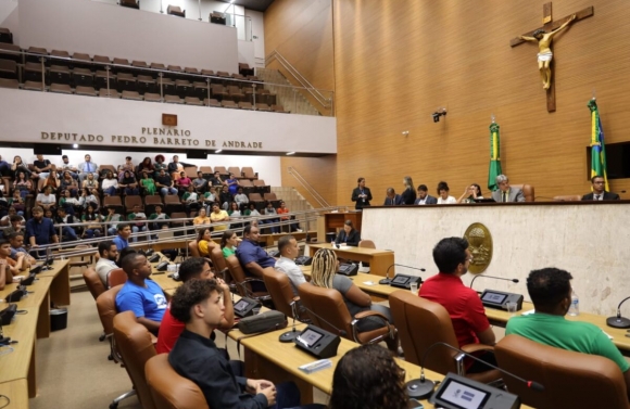 Sessão Especial na Alese debate políticas públicas para a juventude